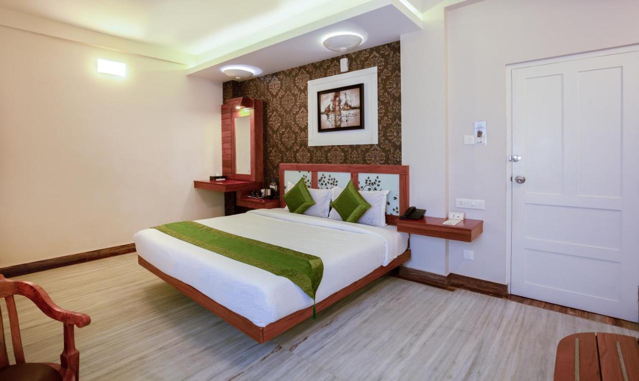 ホテル Treebo The Qasr Kochi エクステリア 写真